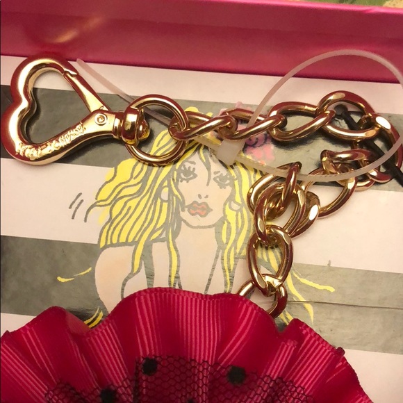 Betsy Johnson can can girl dangle fushia Never use - Picture 3 of 3